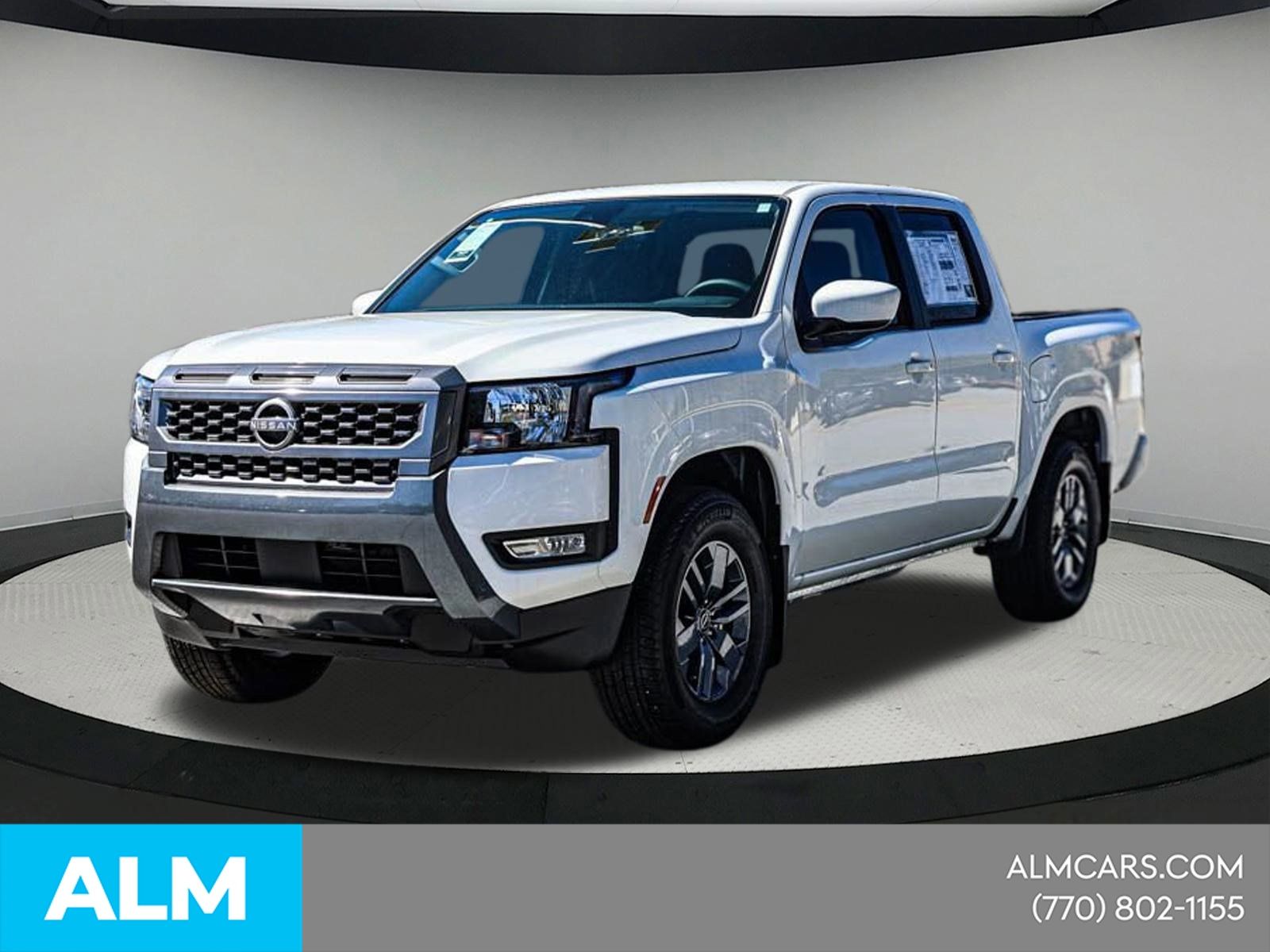 Used 2025 White Nissan SV image 3