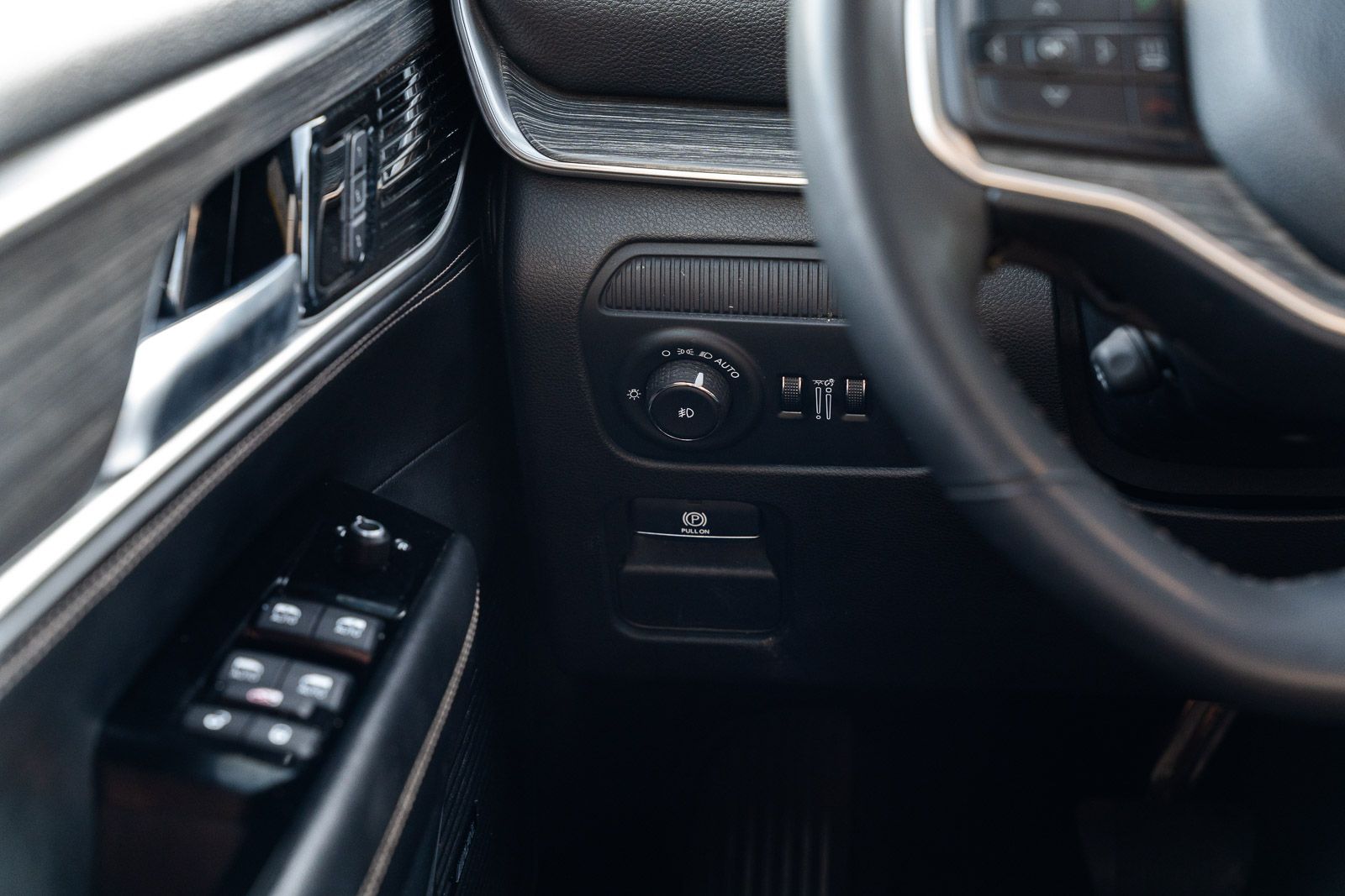 Used 2024 Jeep Wagoneer SUV
