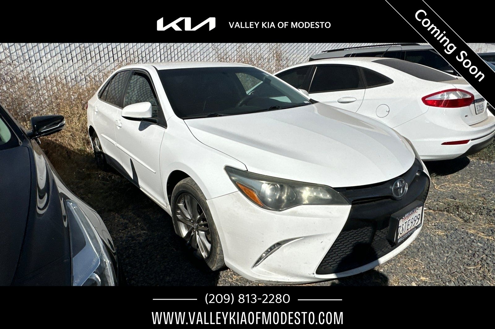 2016 Toyota Camry Blanco (Super White) Sedán Tracción delantera 6 velocidades Automática