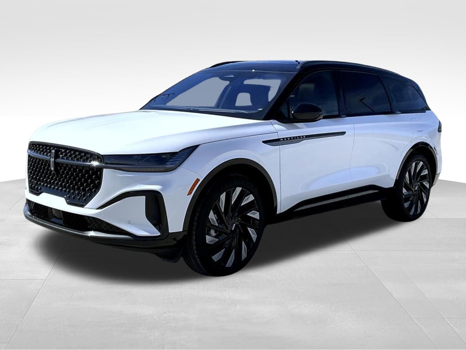 White Platinum Clearcoat Metallic 2026 Lincoln Nautilus Hybrid Reserve AWD SUV / Crossover All-Wheel Drive Continuously Variable Transmission