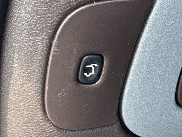Used 2016 Red Jeep Trailhawk image 32