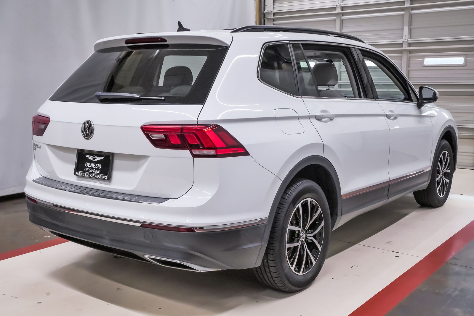 2021 Volkswagen Tiguan 2.0T SE White at Big Star Buick GMC