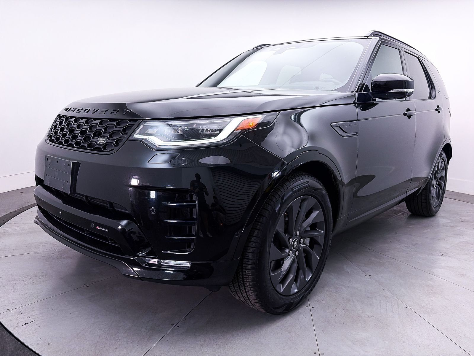 2023 Land Rover Discovery S R Dynamic - Photo 14