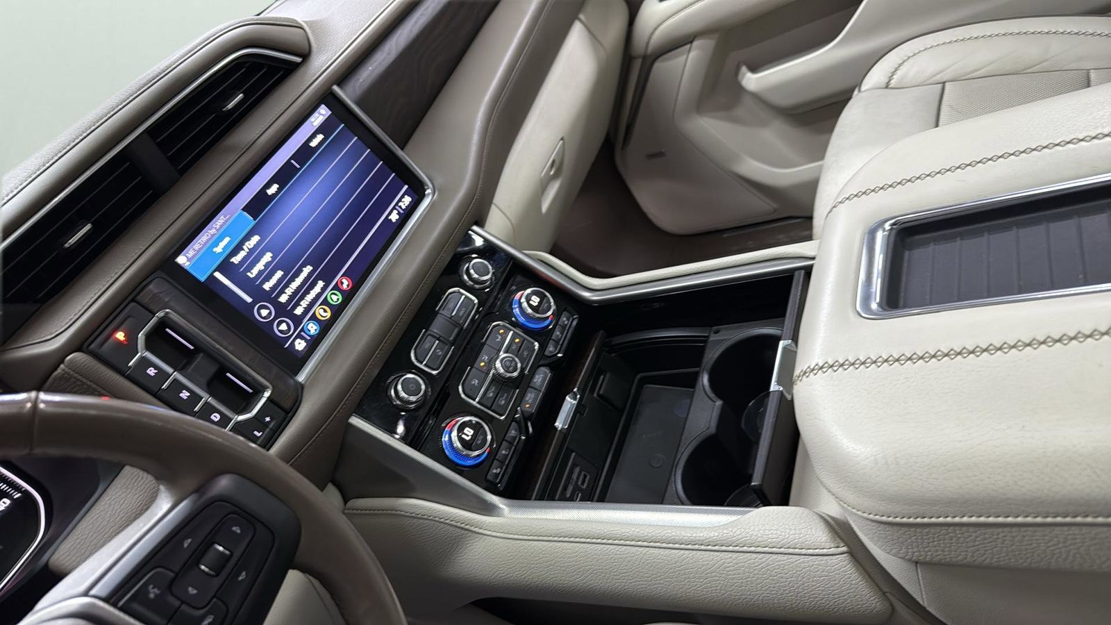 Used Car 2021 Gmc Yukon Xl  Denali For Sale Under $50,000 In Austin, Texas