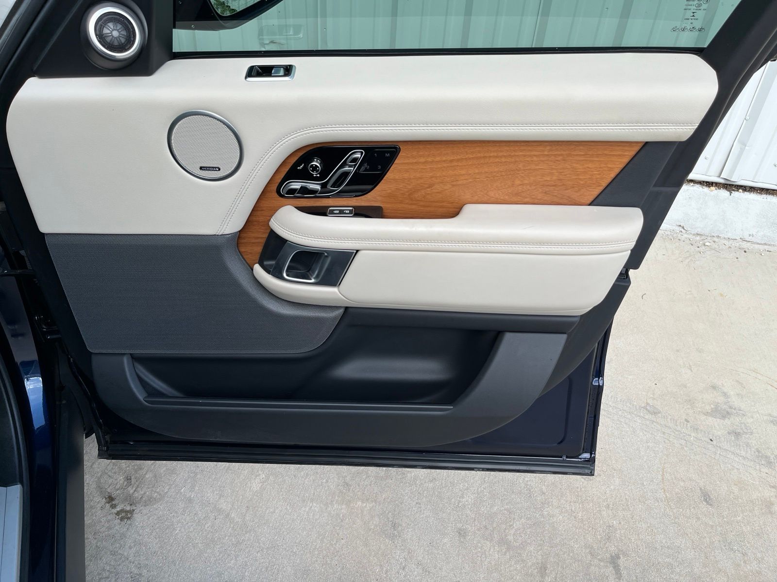 Used Car 2021 Land Rover Range Rover  Westminster For Sale Under $60,000 In Austin, Texas