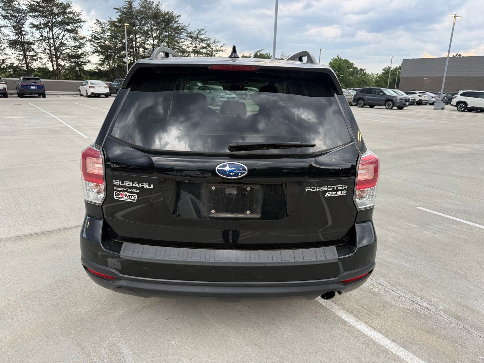 View vehicle photo 7
