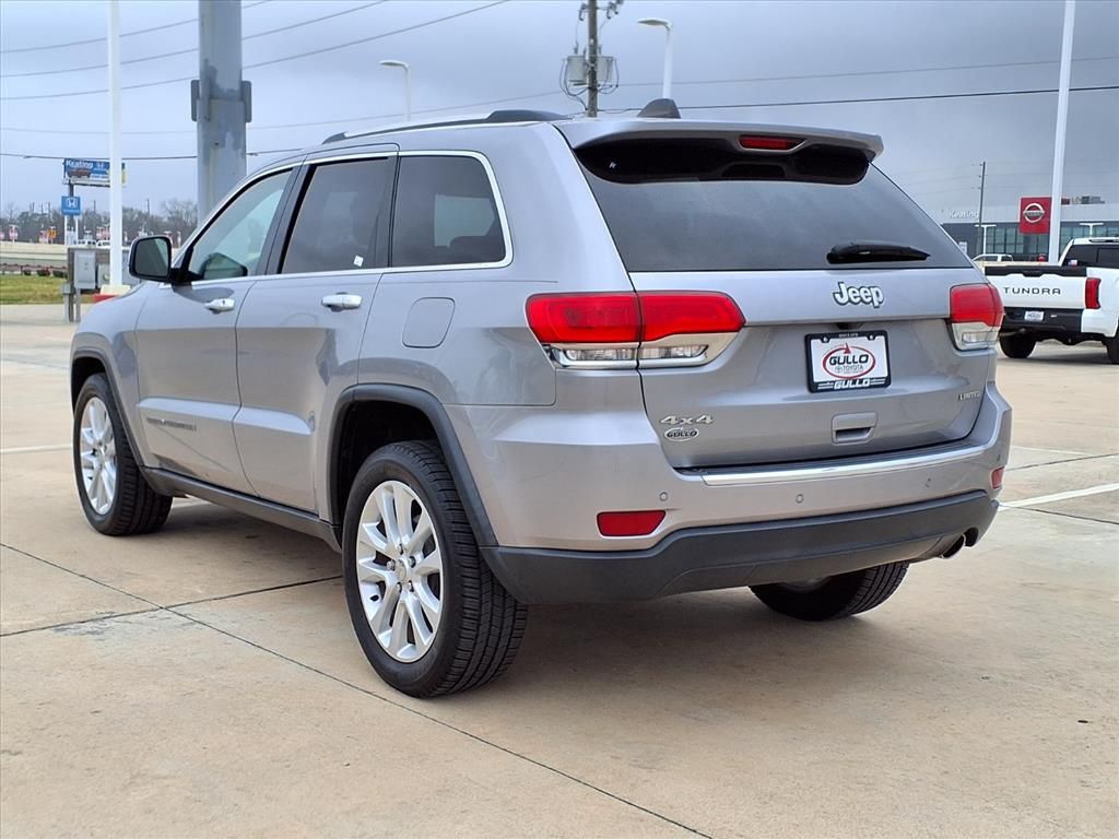 2017 Jeep Grand Cherokee Limited Silver at Shottenkirk Kia Fort Bend