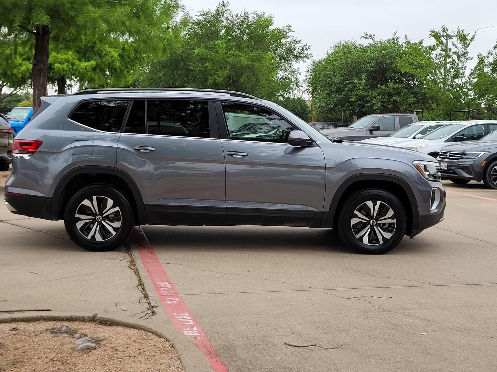 used 2024 Volkswagen Atlas car, priced at $29,980