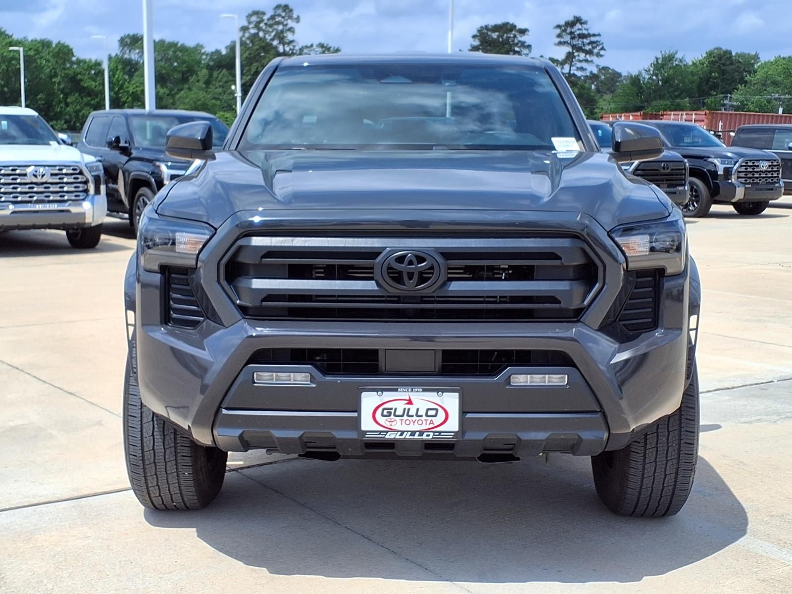 2024 Toyota Tacoma SR5 - 3