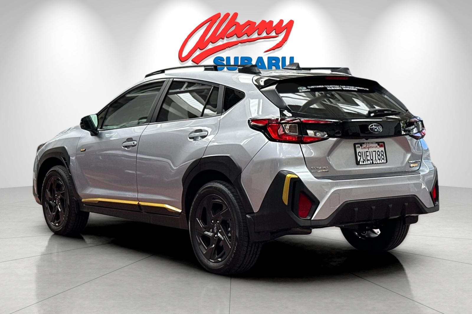 View vehicle photo 7