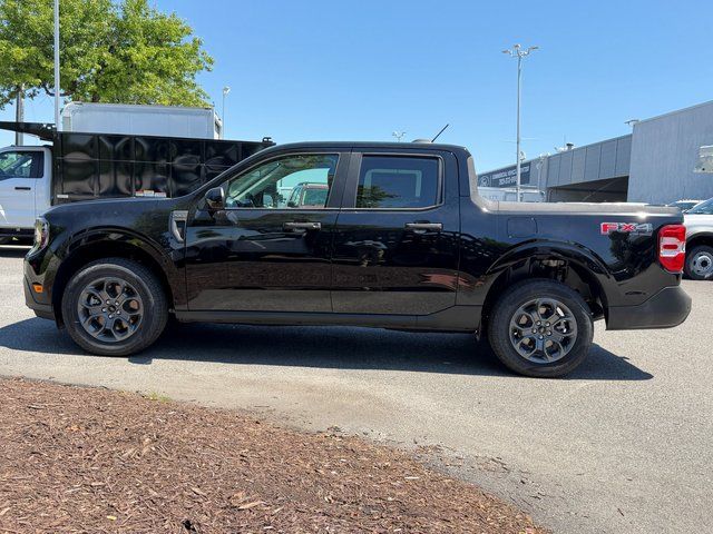New 2026 Shadow Black Ford XLT image 3