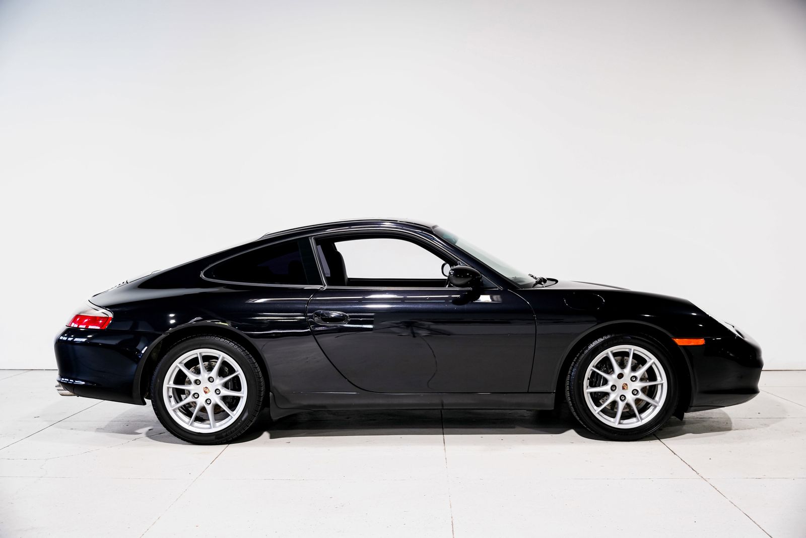 2004 Porsche 911 Carrera — photo 1