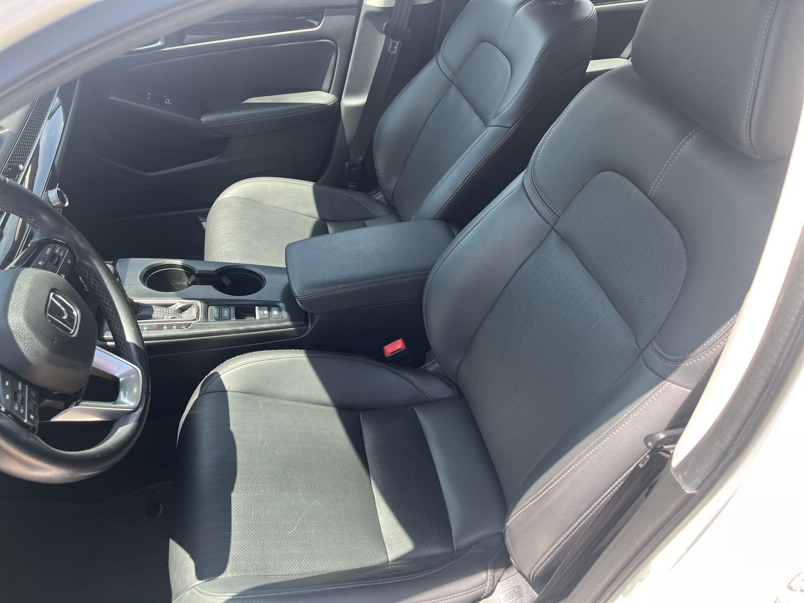 Used 2024 White Honda EX-L image 14