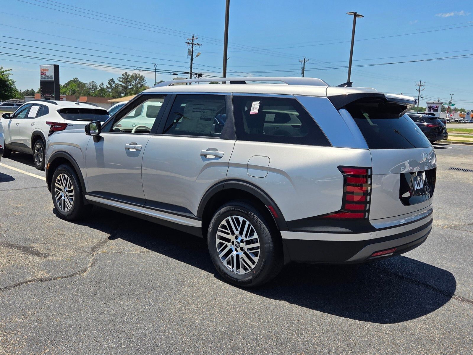 New 2026 Silver HYUNDAI SEL image 10