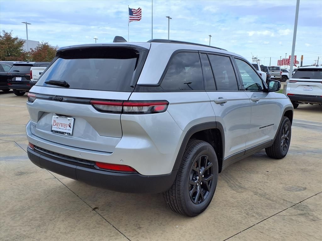 2025 Jeep Grand Cherokee Altitude X - 3