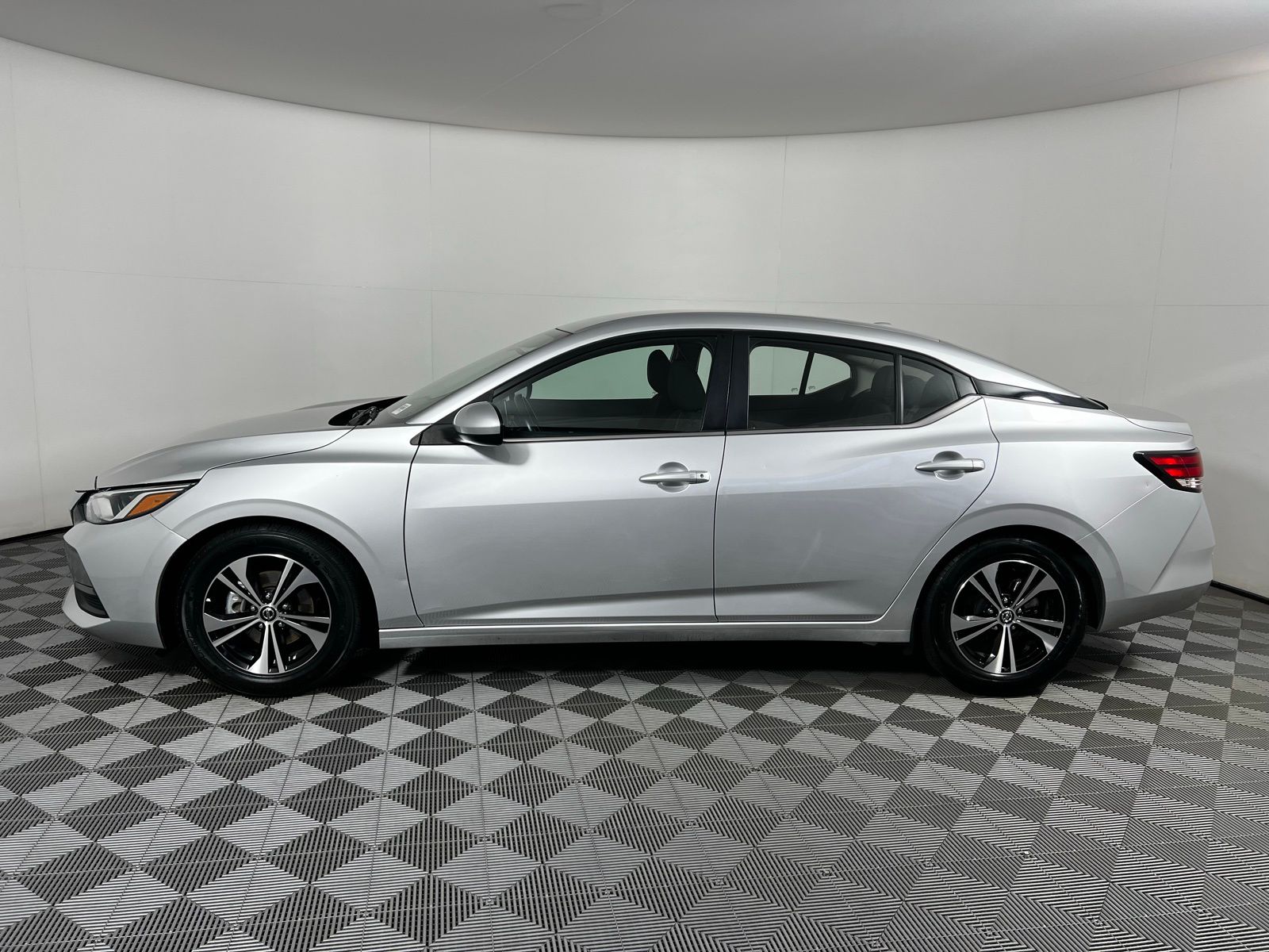 2022 Nissan Sentra SV 8