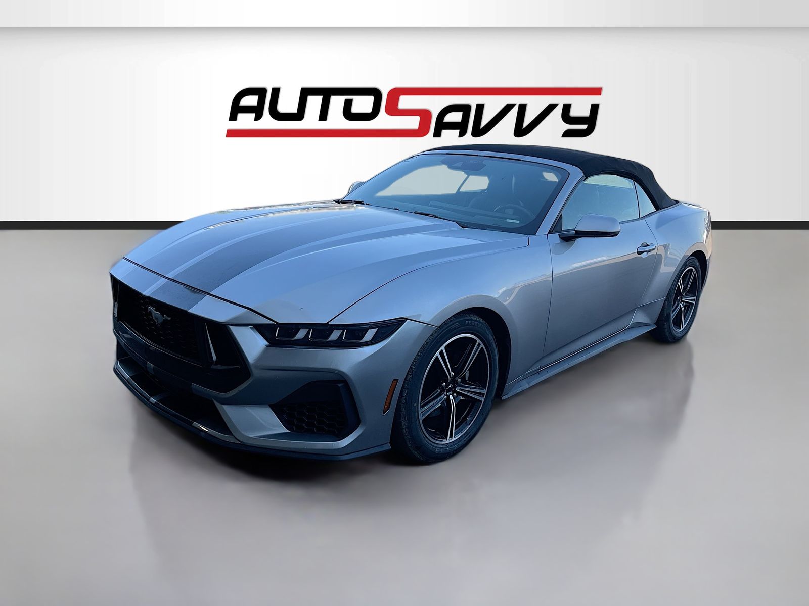 Used 2024 Silver Ford EcoBoost Premium image 3