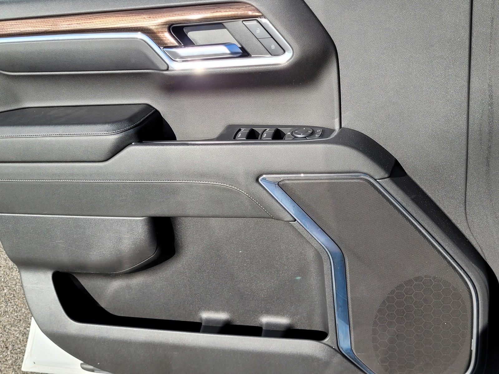 2024 Chevrolet Silverado 1500 RST - Photo 21