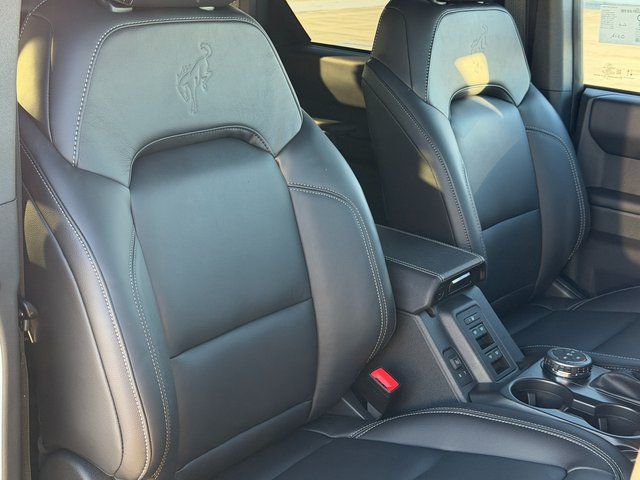 New 2026 Avalanche Gray Ford Outer Banks image 11