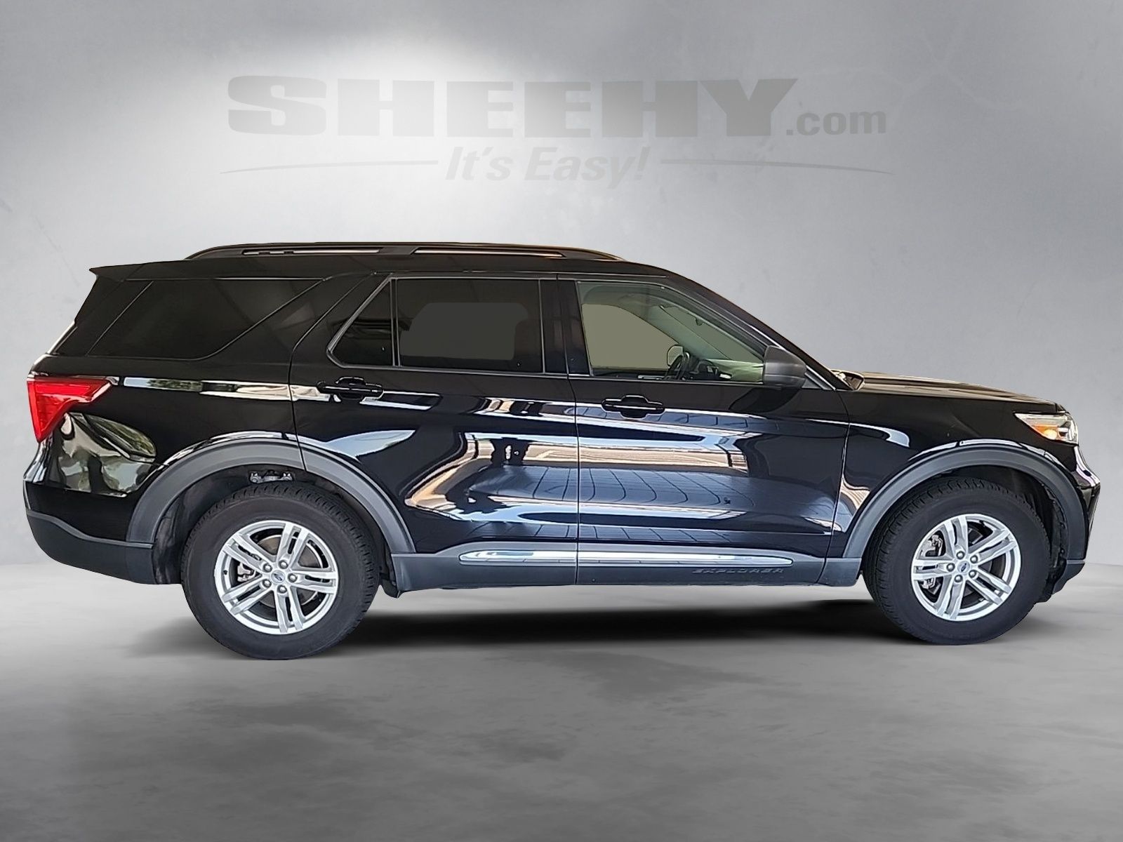 Certified Used 2021 Agate Black Metallic Ford XLT image 10