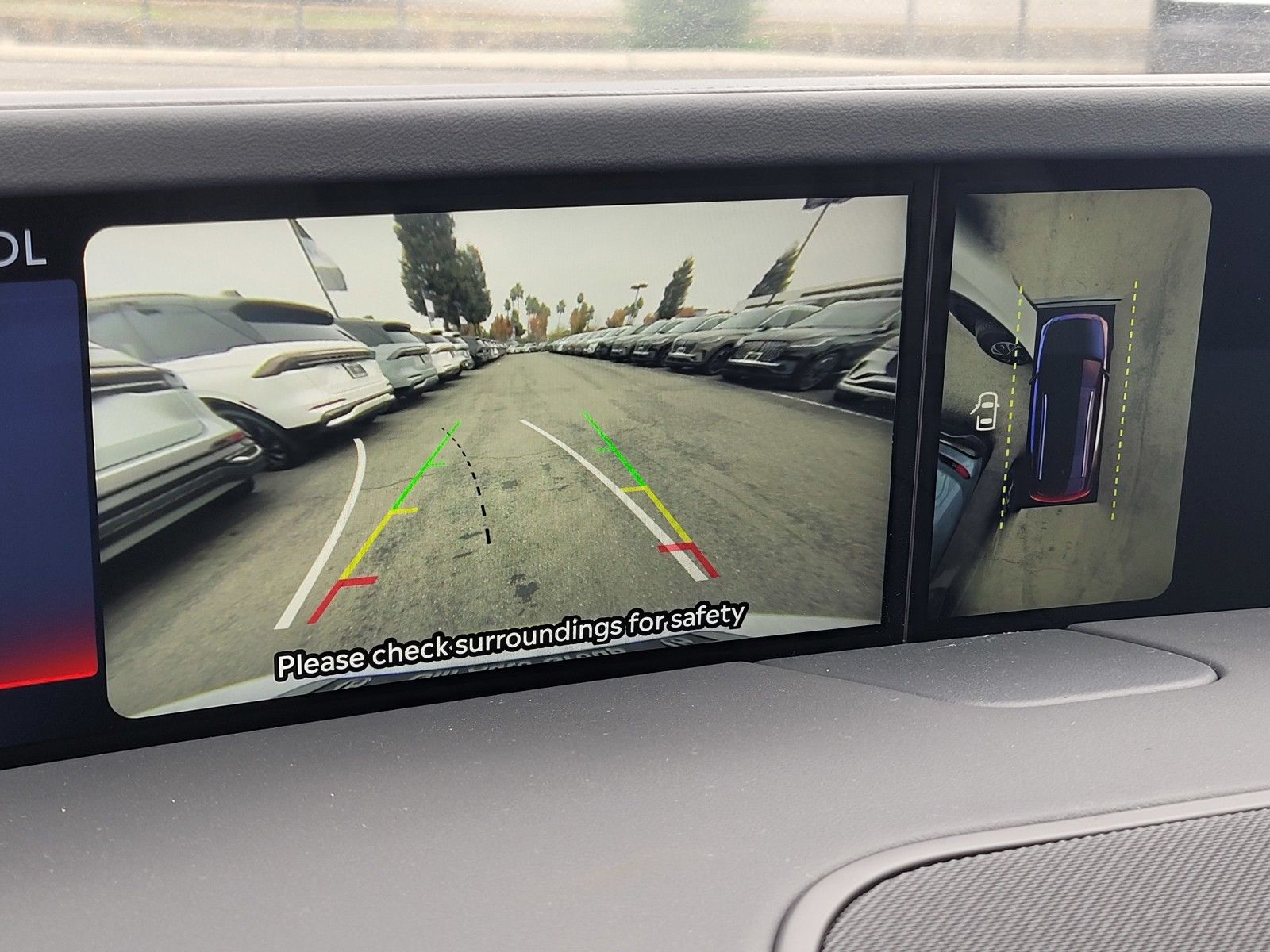 New 2026 White Lincoln Premiere image 12