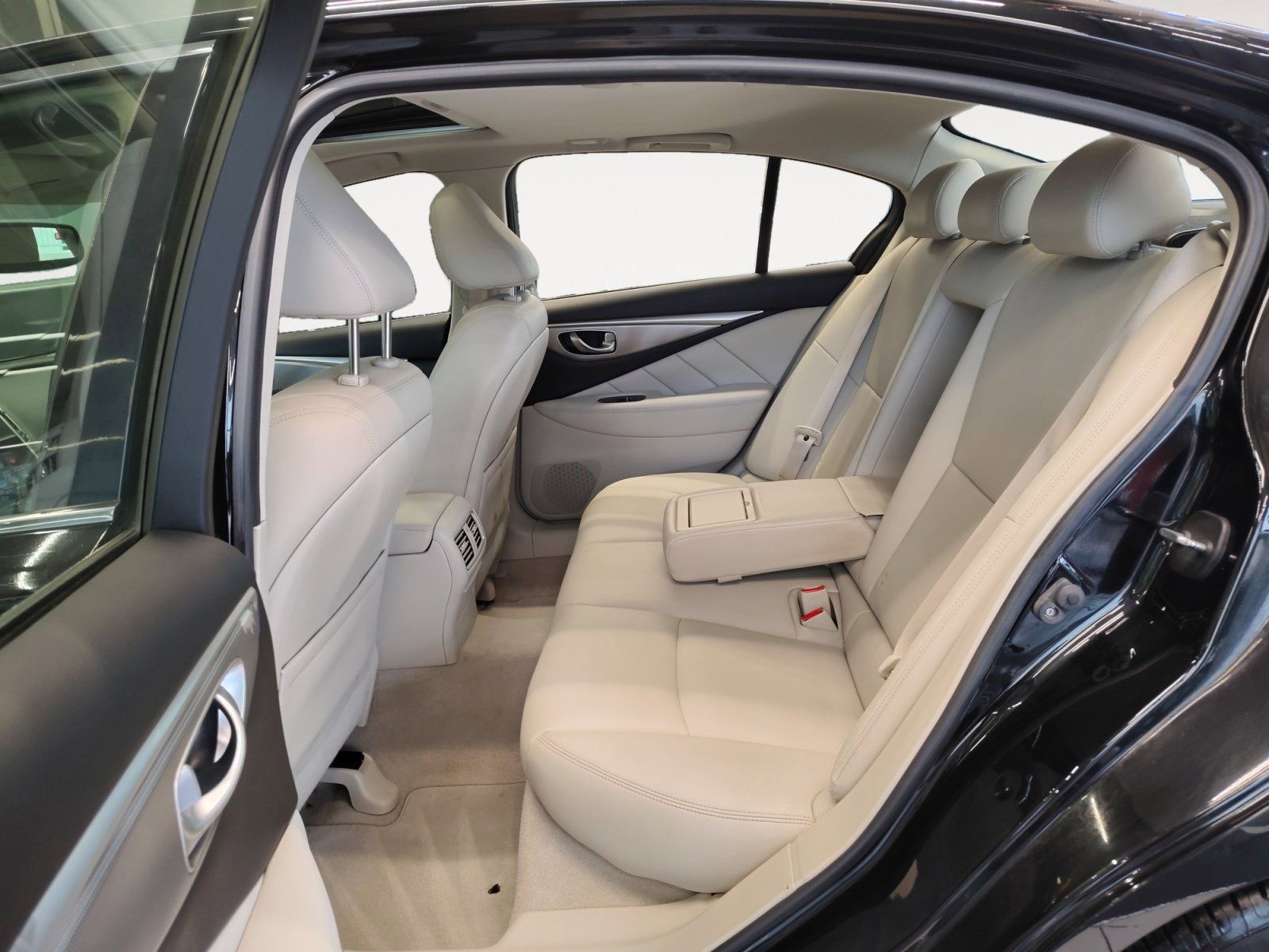 Used Car 2015 Infiniti Q50  Premium For Sale Under $15,000 In San Antonio, Texas