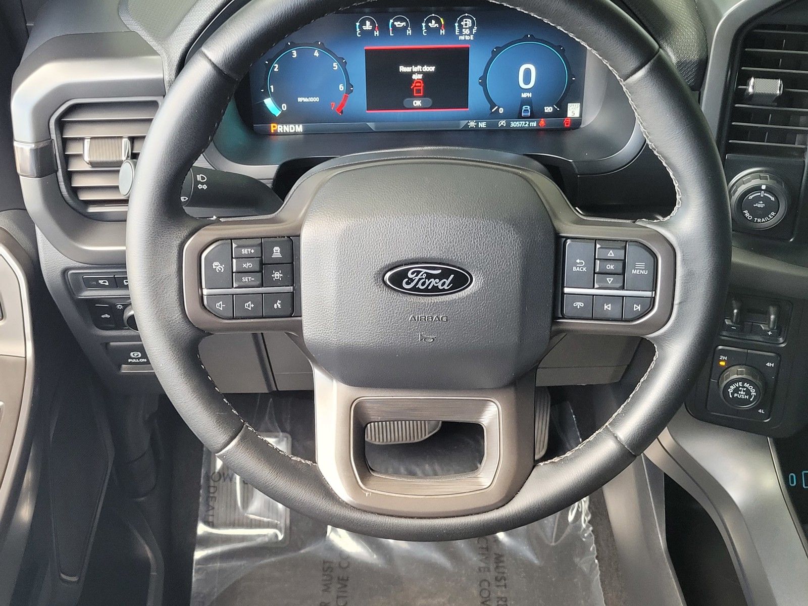 Used 2024 Black Ford XLT image 12