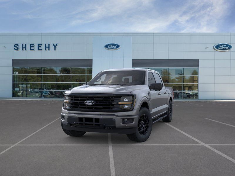 New 2026 Carbonized Gray Metallic Ford XLT image 4