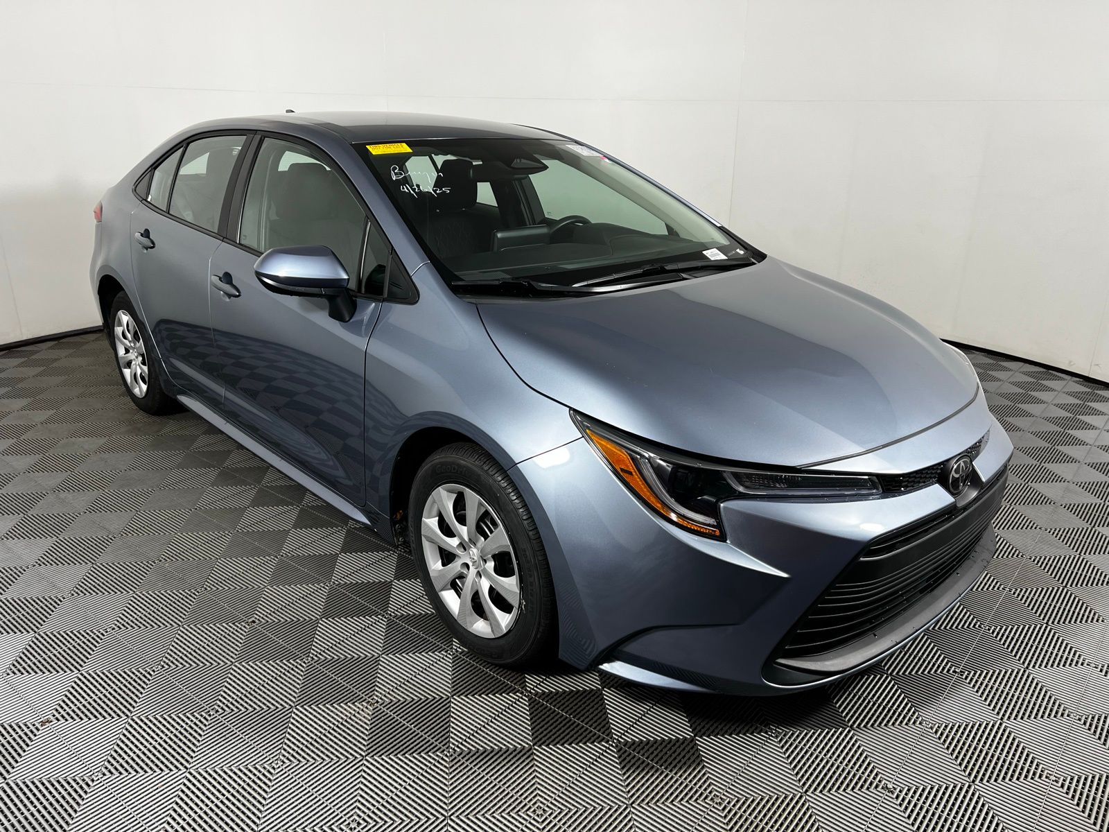 Thumbnail: 2024 Toyota Corolla - 3