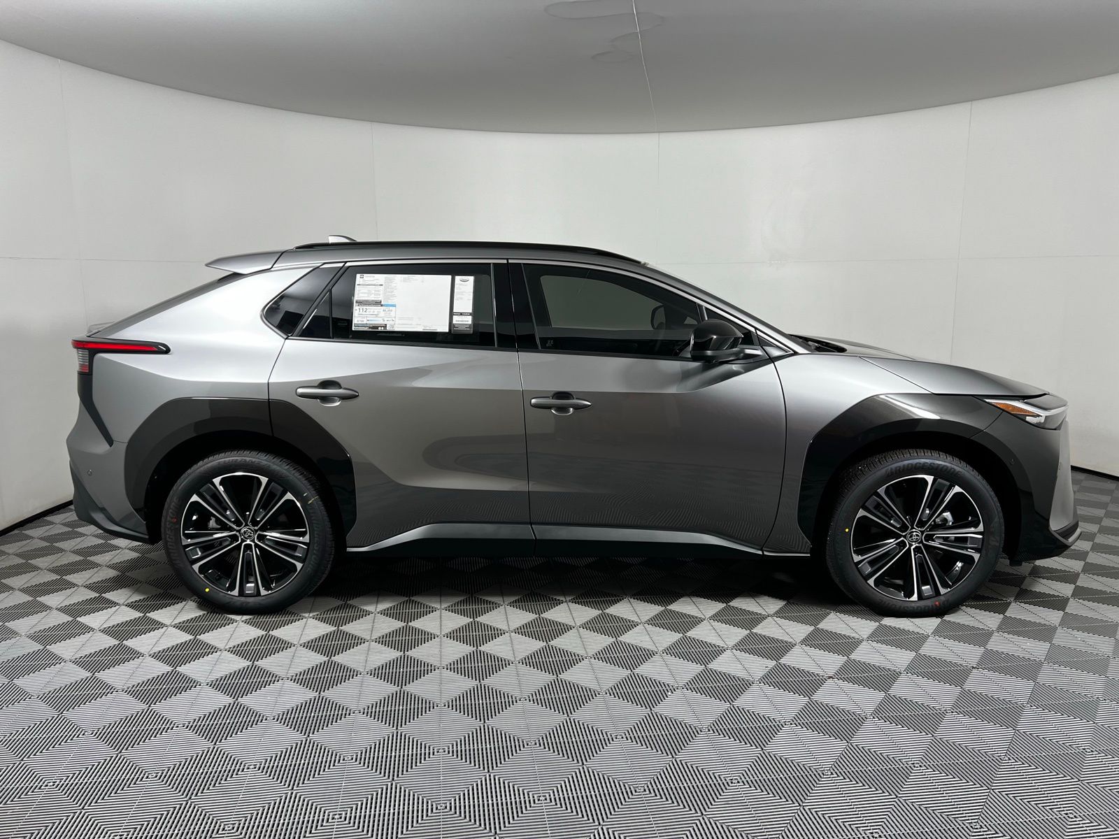 Thumbnail: 2026 Toyota bZ - 4