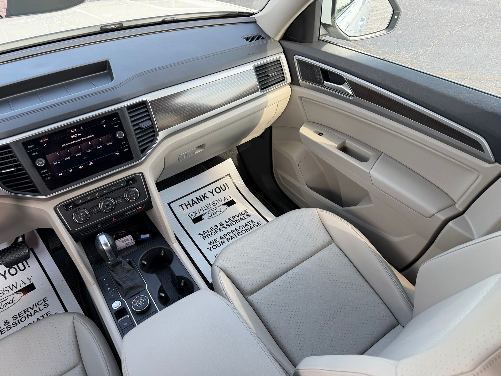 2019 Volkswagen Atlas image 17