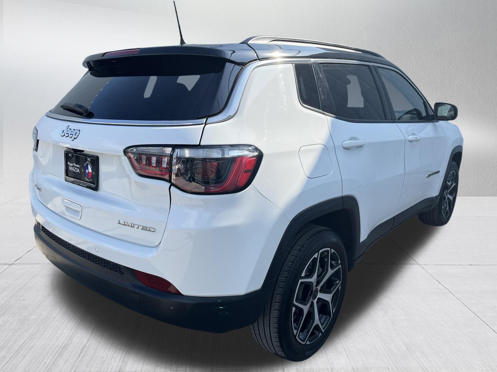 Used Car 2025 Jeep Compass  Limited For Sale Under $25,000 In Austin, Texas