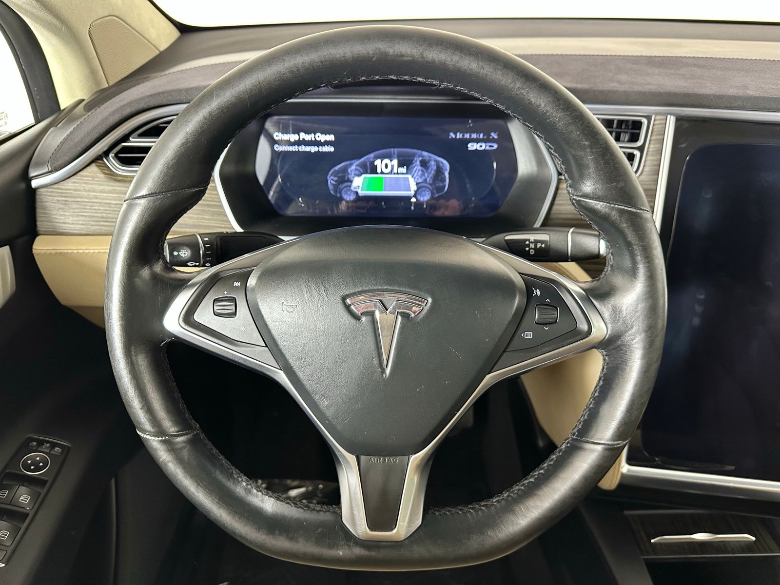 2016 Tesla Model X - Photo 16