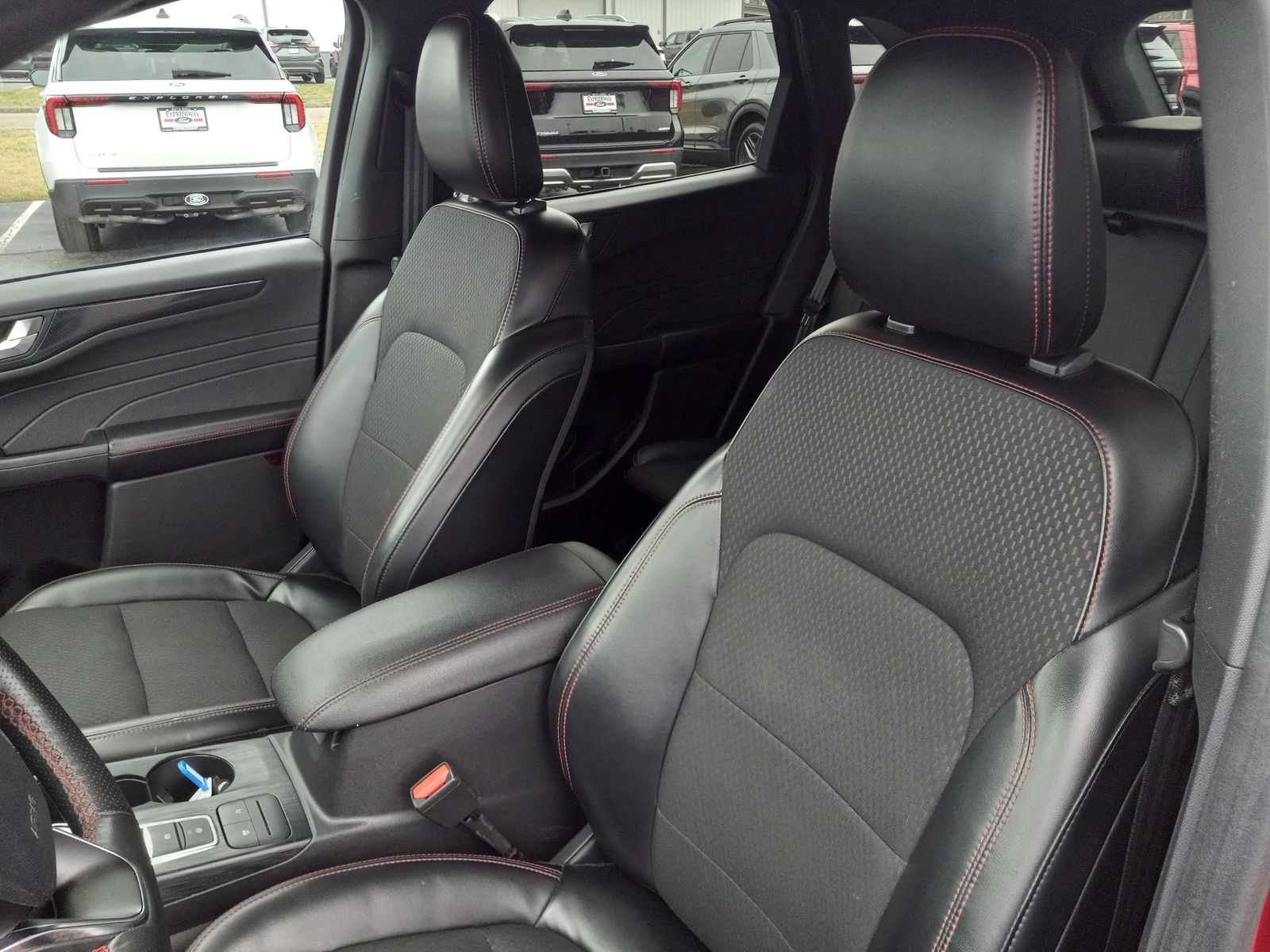 2024 Ford Escape image 14