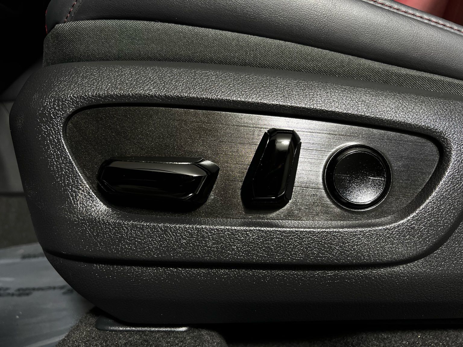 Thumbnail: 2024 Lexus RX - 14