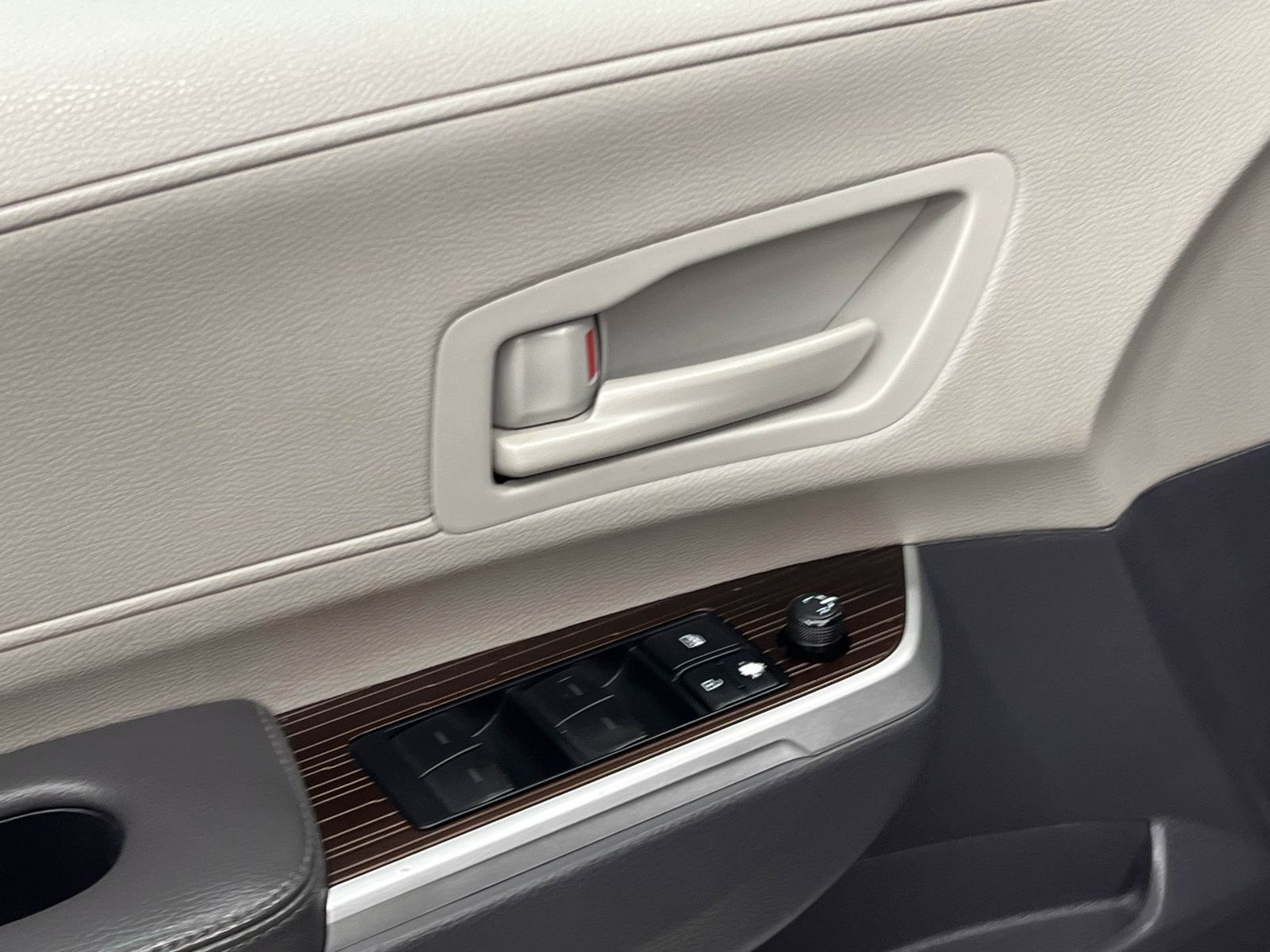 used 2021 Toyota Sienna car, priced at $22,996