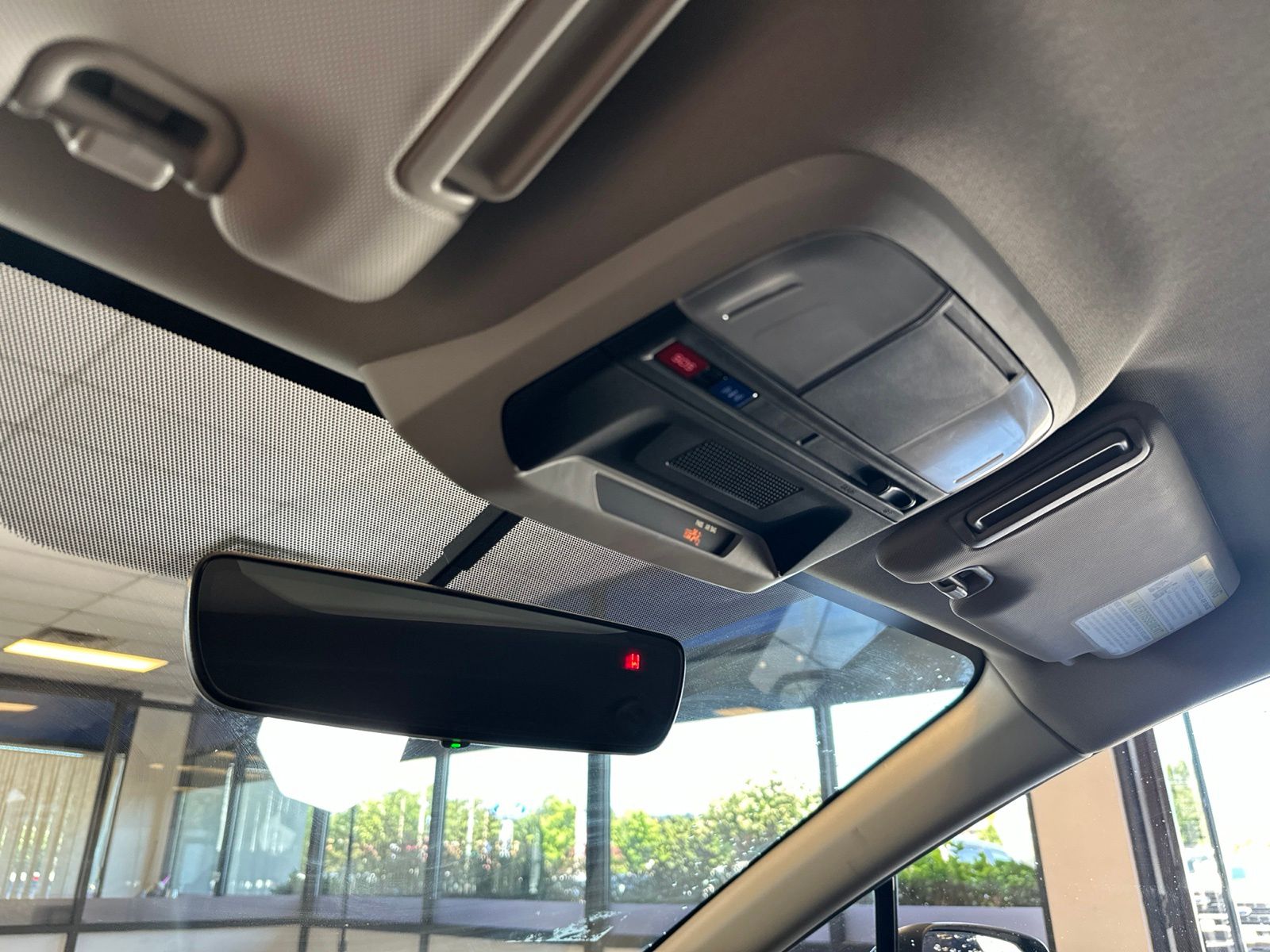 Used 2019 Dark Gray Metallic Subaru 2.0i Premium image 24