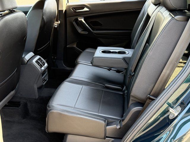 Used 2019 Green Volkswagen 2.0T SE image 8
