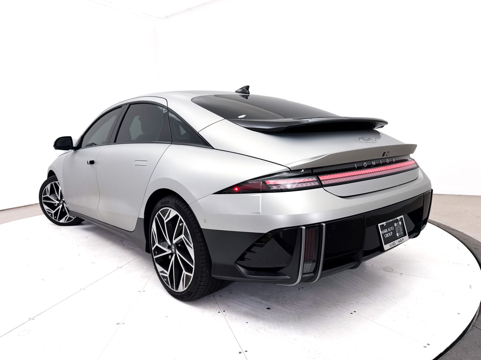 Used 2023 Hyundai IONIQ 6 Limited with VIN KMHM54AC5PA052274 for sale in Scottsdale, AZ