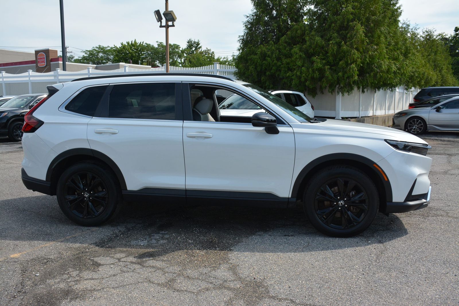 View vehicle photo 5