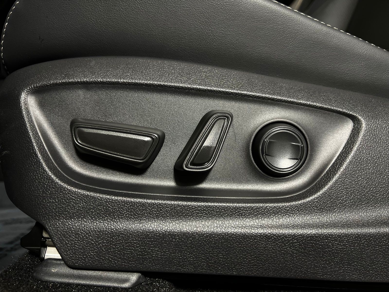 Thumbnail: 2026 Toyota Crown - 14