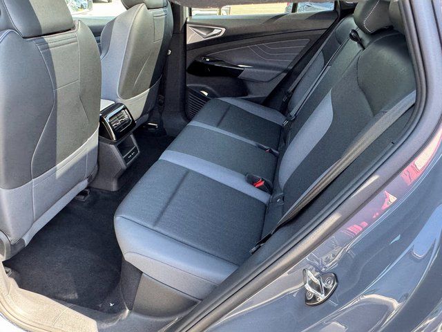 Used 2023 Gray Volkswagen Pro S image 5