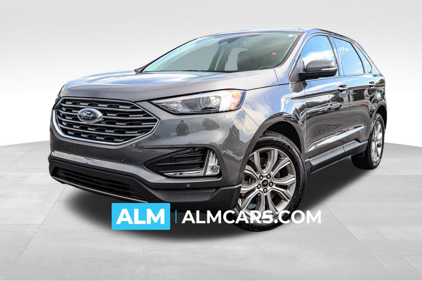 2024 Ford Edge Titanium's photo
