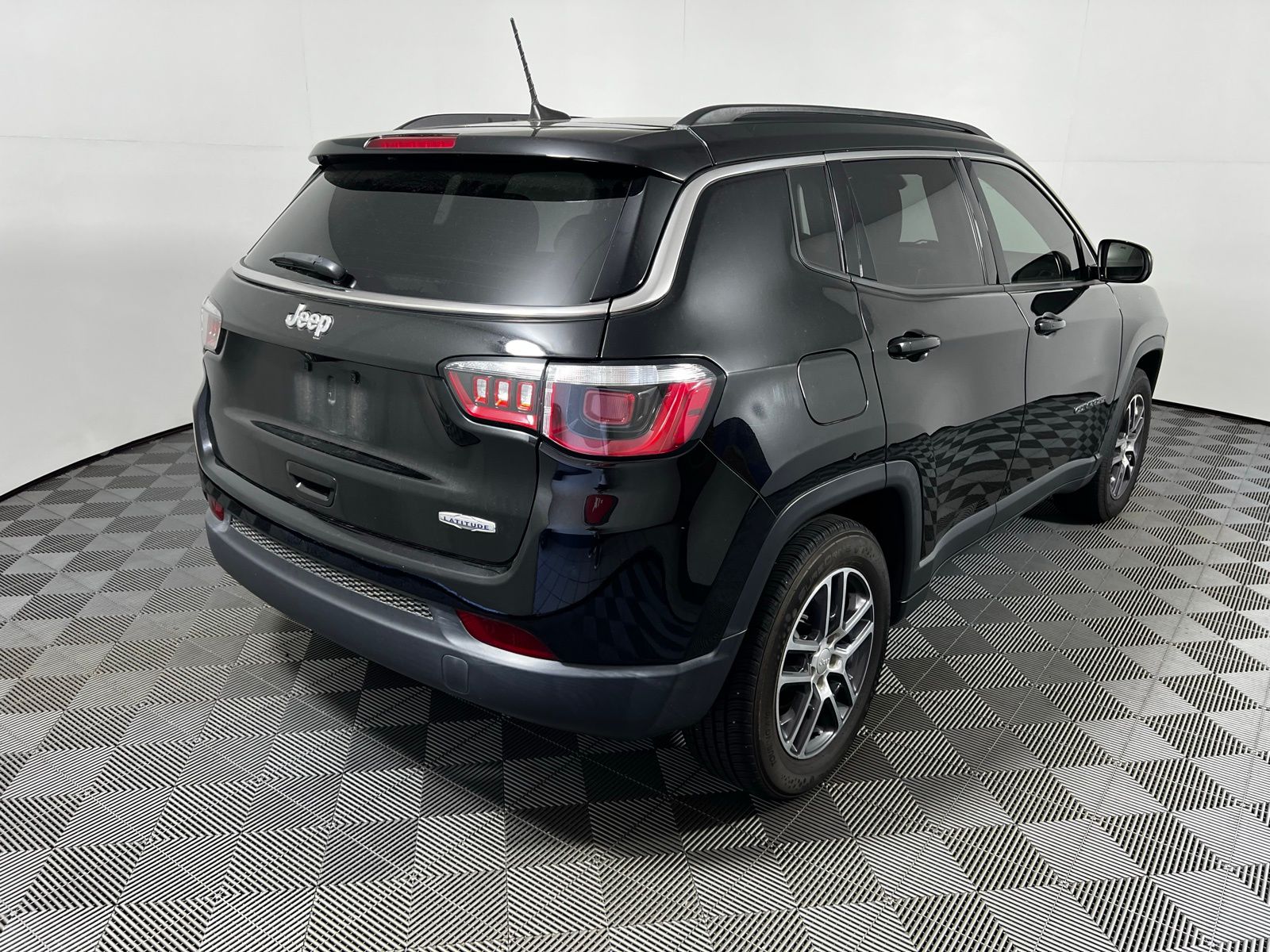 Thumbnail: 2018 Jeep Compass - 5