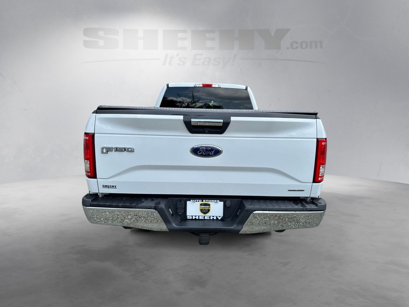 Used 2015 Oxford White Ford XLT image 9