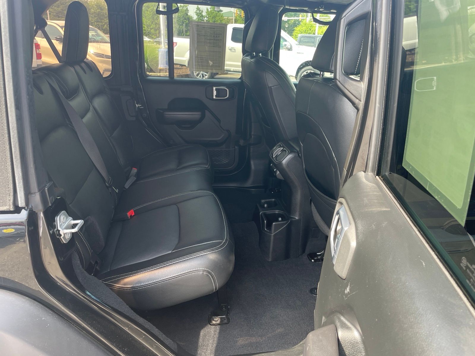 Used 2019 Black Clearcoat Jeep Unlimited Sport S image 15