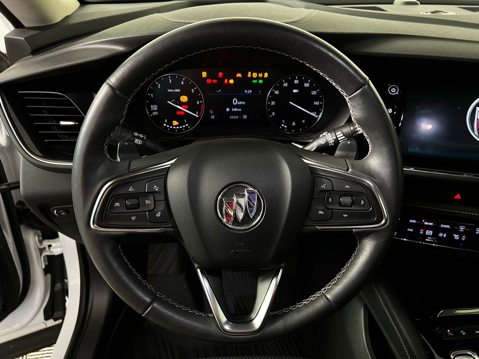 Thumbnail: 2023 Buick Envision - 9
