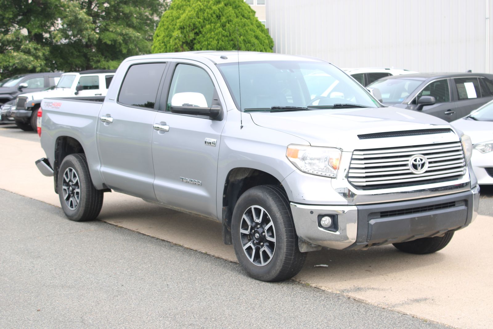 Silver Sky Metallic 2016 Toyota Tundra Pickup Truck Four-Wheel Drive 6-Speed Automatic Overdrive