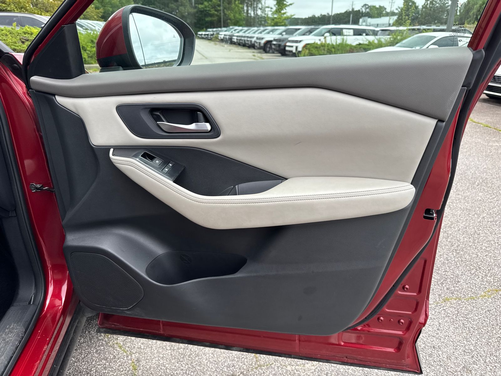 Used 2025 Red Nissan SV image 14