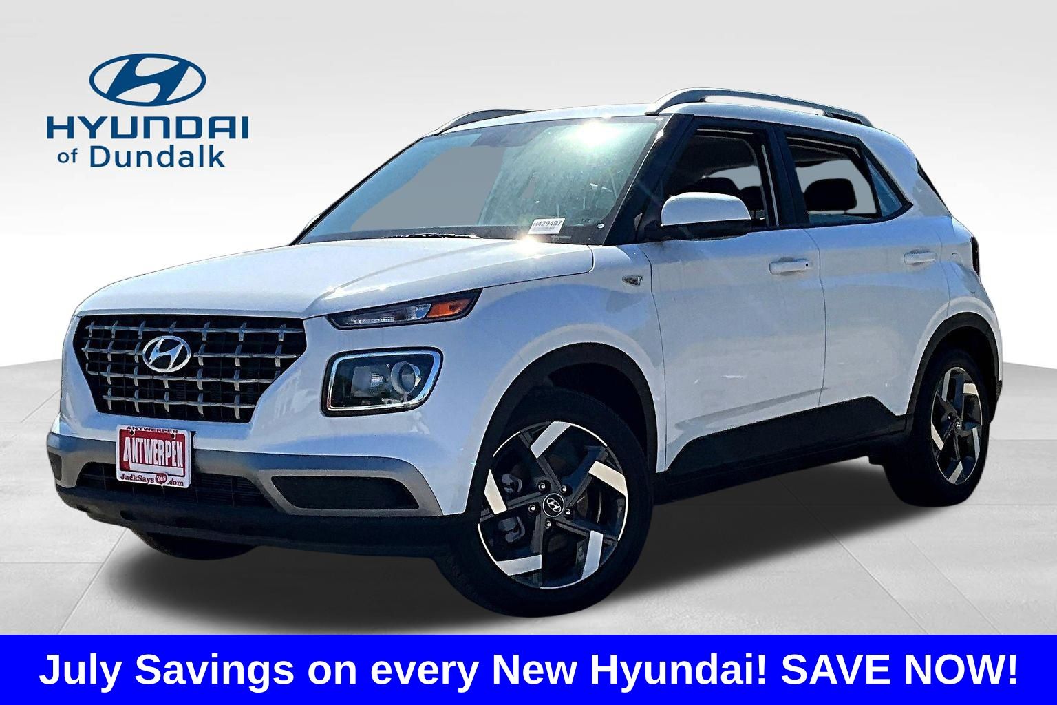 Lunar White 2026 Hyundai Venue SUV / Crossover Front-Wheel Drive Continuously Variable Transmission